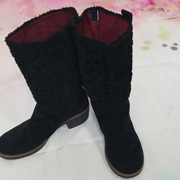Tommy Hilfiger Shoes - Tommy Hillfiger EUC boots